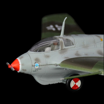 prebuilt 1/72 scale Me 163B-1a Komet interceptor aircraft model 36340