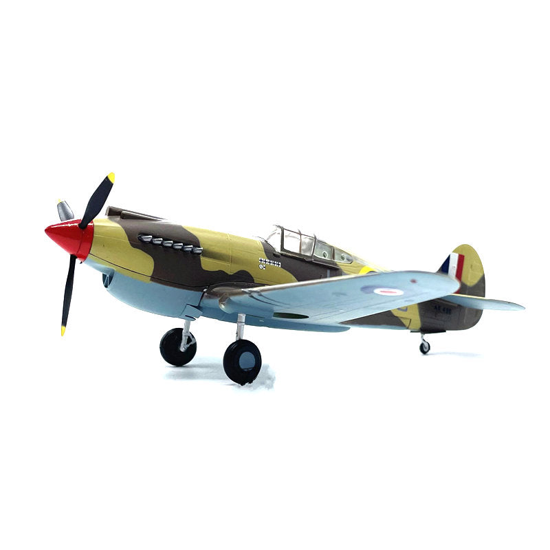 prebuilt 1/72 scale P-40 Warhawk fighter aircraft model 37208