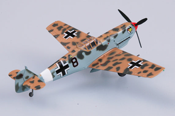 1/72 scale prebuilt Bf 109E-7 fighter aircraft model 37277