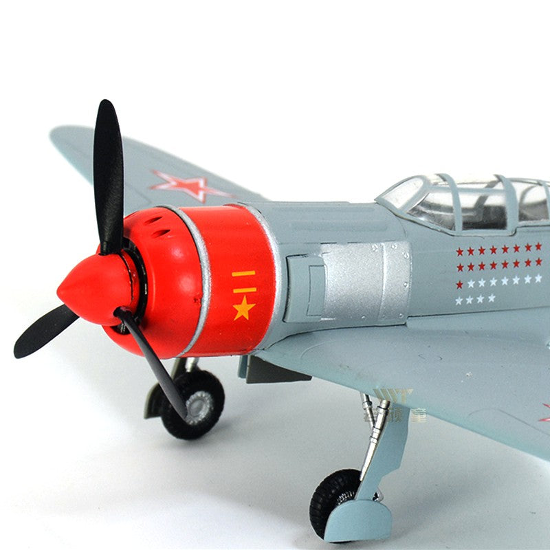 prebuilt 1/72 scale Lavochkin La-7 Soviet fighter aircraft model 36332