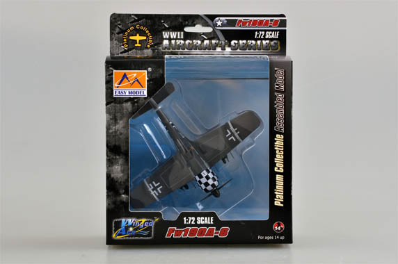 prebuilt 1/72 scale Fw 190 German fighter aircraft model 36401