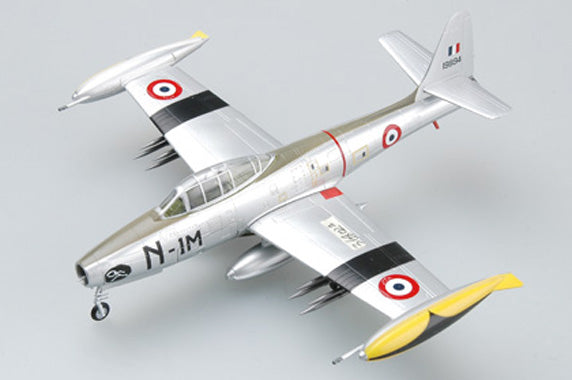 prebuilt 1/72 scale F-84G Thunderjet aircraft model 36802