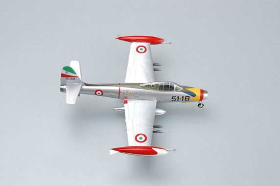 Italy Air Force F-84G Thunderjet fighter-bomber pre-built 1/72 scale  plastic collectible military aircraft model