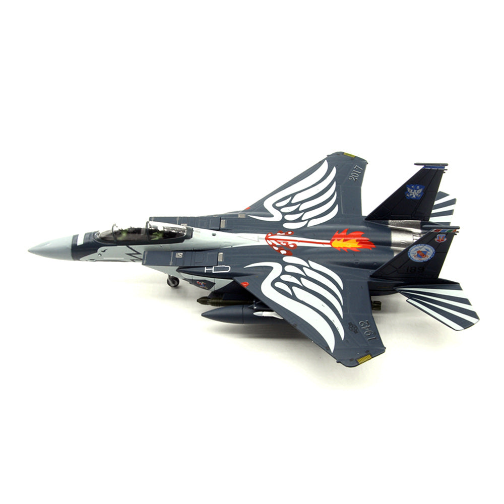 1/100 scale diecast F-15 Eagle fighter aircraft model