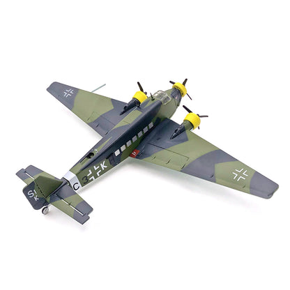 1/144 scale diecast Ju-52 transport aircraft model