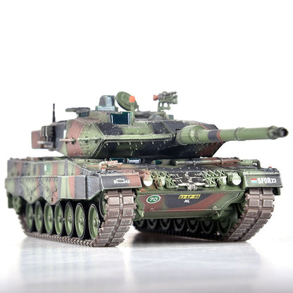 1/72 scale diecast Leopard 2A6NL tank model