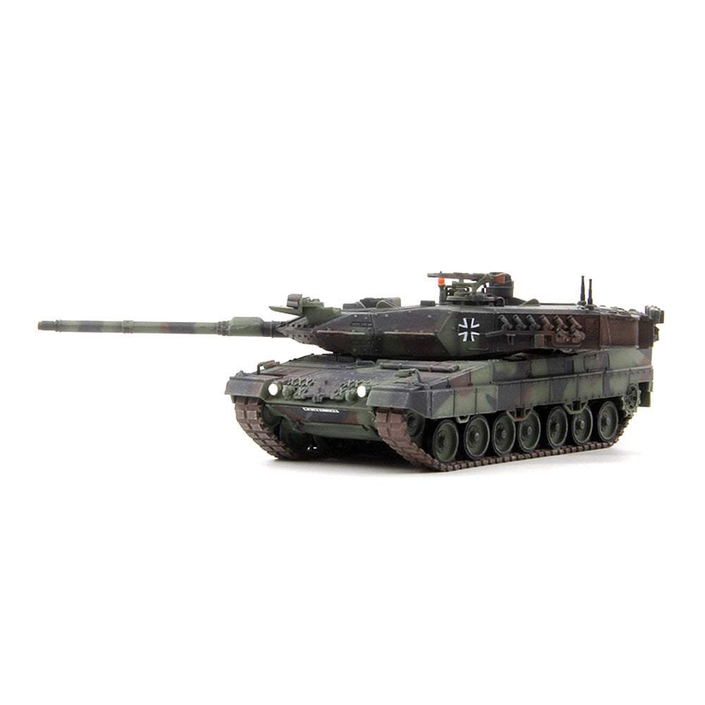 1/72 scale diecast Leopard 2A7 tank model