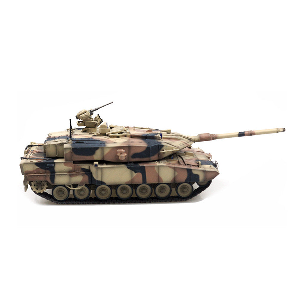 1/72 scale diecast Leopard 2A7+ tank model