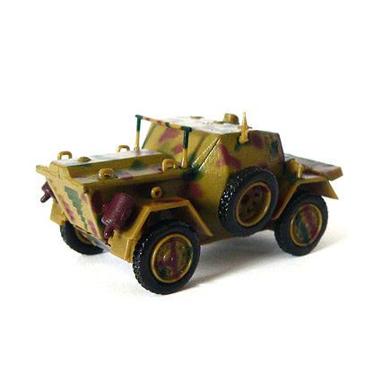 1/72 scale diecast Lince scout car model