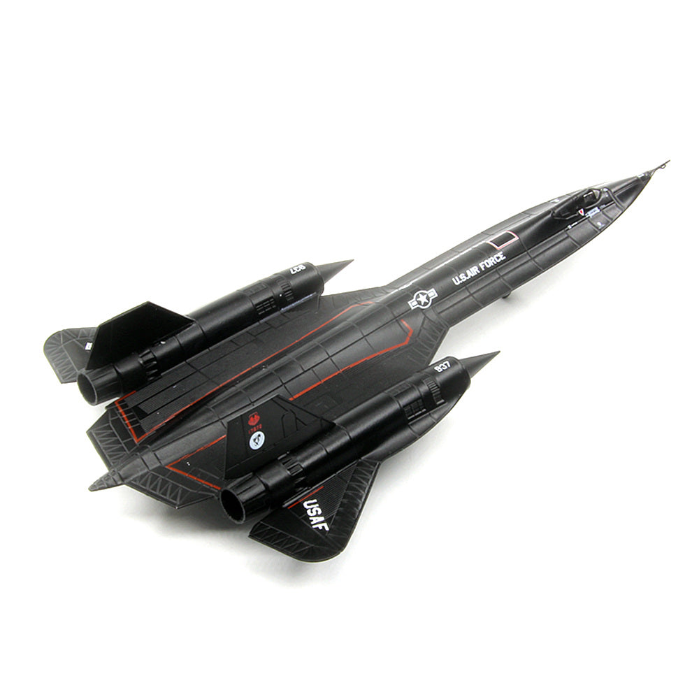 1/144 scale diecast SR-71 Blackbird aircraft model