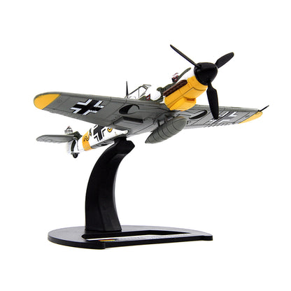 1/72 scale diecast Bf 109 aircraft model