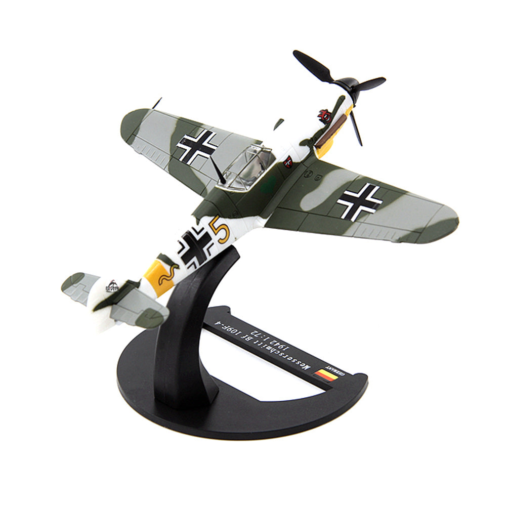 1/72 scale diecast Bf 109 aircraft model