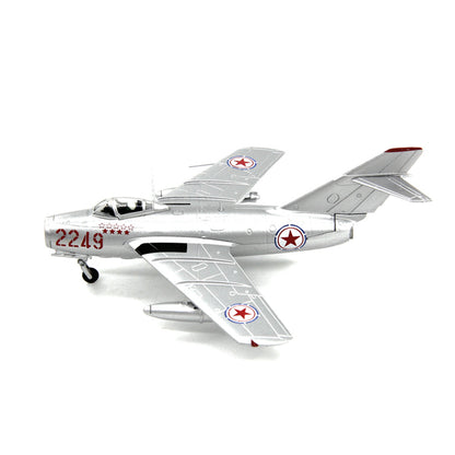 1/72 scale diecast MiG-15 fighter aircraft model