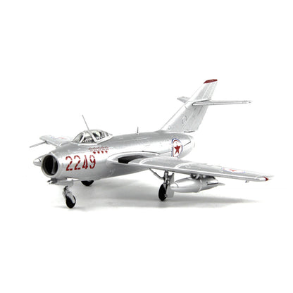 1/72 scale diecast MiG-15 fighter aircraft model