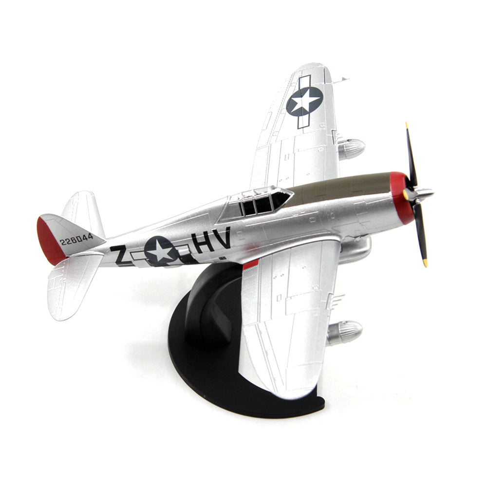 1/72 scale diecast P-47 Thunderbolt aircraft model