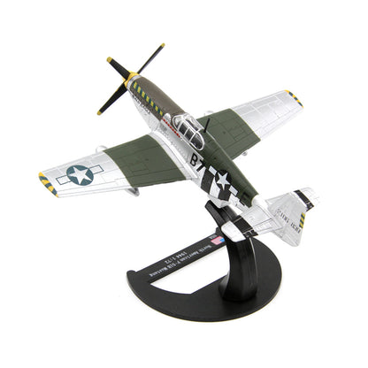 1/72 scale diecast P-51B Mustang aircraft model