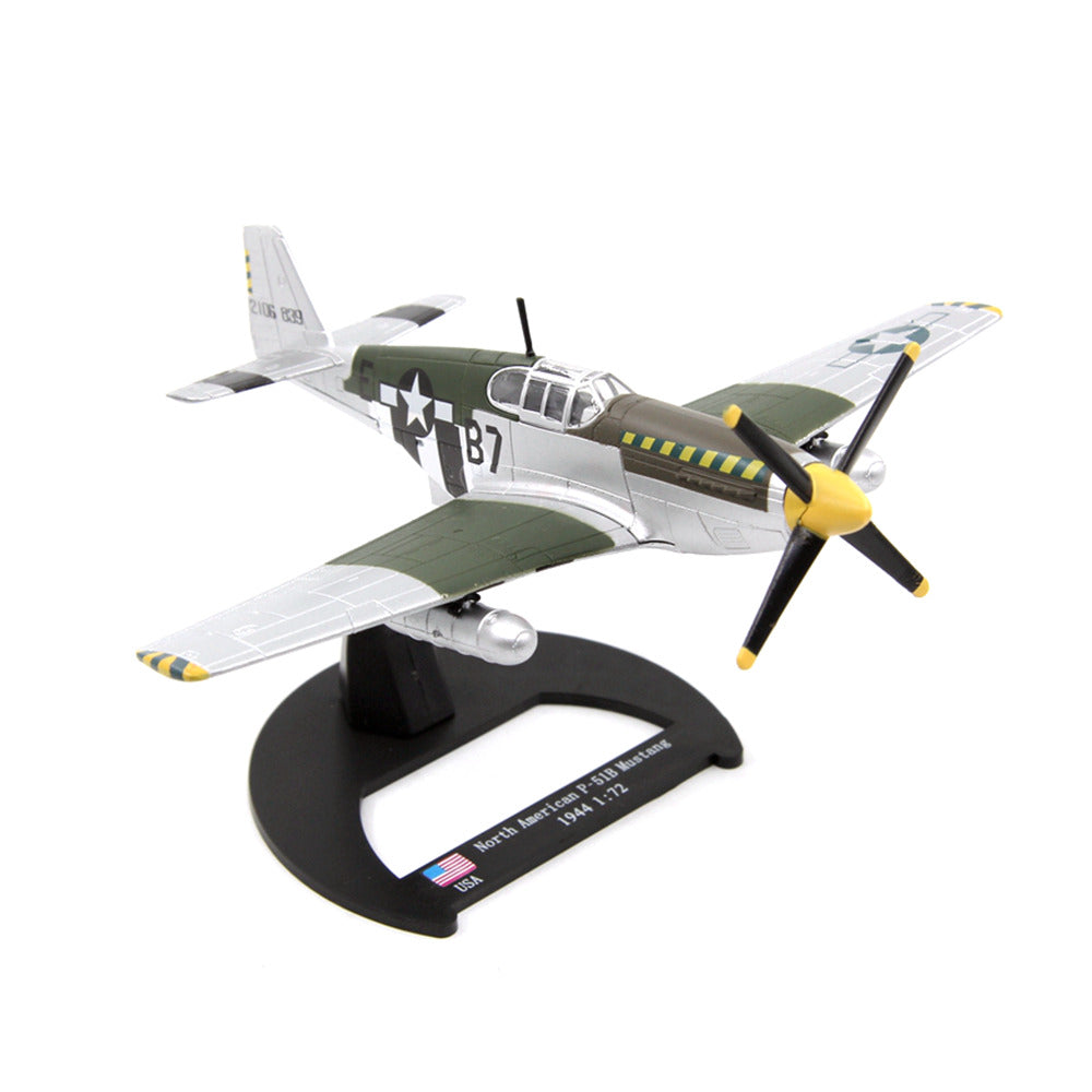 1/72 scale diecast P-51B Mustang aircraft model