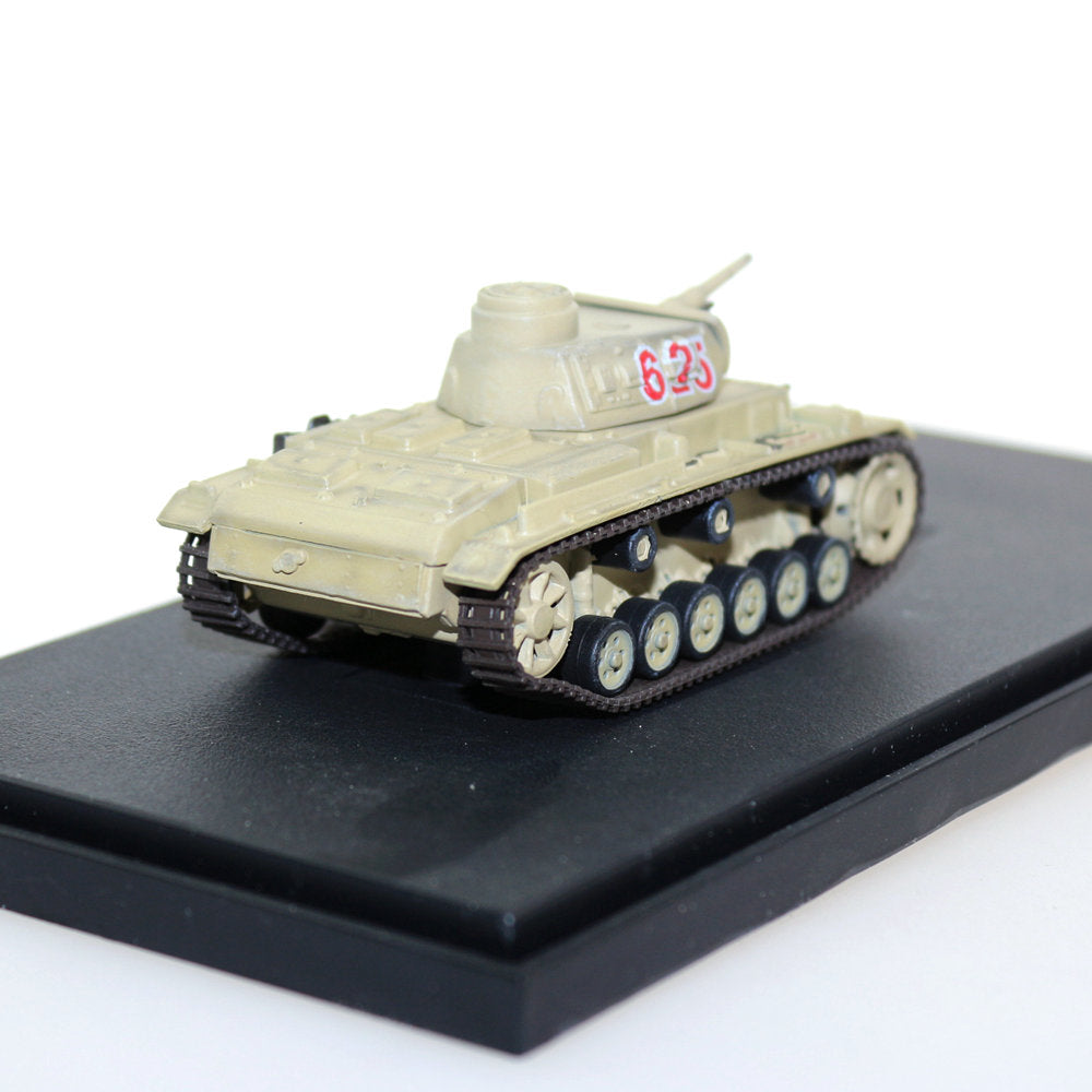 WWII US medium tank M4 Sherman pre-built 1/72 scale plastic