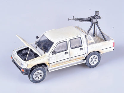 1/72 scale diecast pickup truck with DShK machine gun figures model