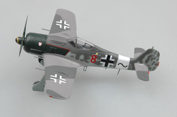 prebuilt 1/72 scale Fw 190 A-8 German fighter model 36364