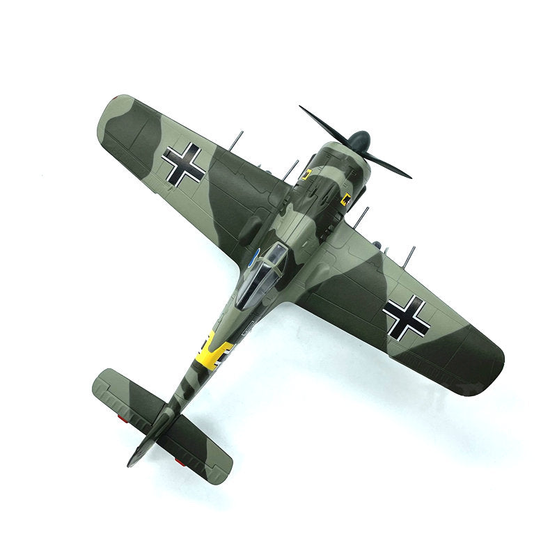 prebuilt 1/72 scale Fw 190 A-6 fighter aircraft model 36402