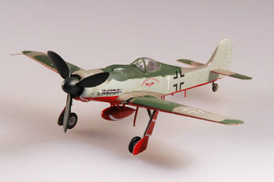 1/72 scale prebuilt Fw 190 fighter aircraft model 37261