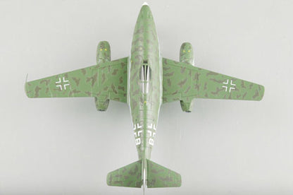 prebuilt 1/72 scale Me 262 A-2a aircraft model 36405