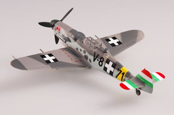 1/72 scale prebuilt Bf 109G-6 fighter aircraft model 37257