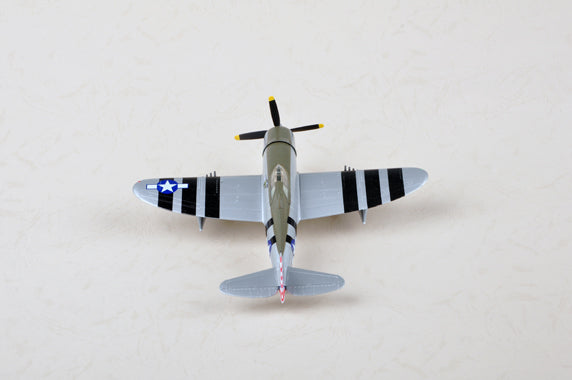 prebuilt 1/72 scale P-47D Razorback Thunderbolt aircraft model 36421