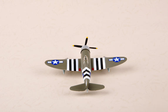 prebuilt 1/72 scale P-47D Razorback Thunderbolt aircraft model 36422