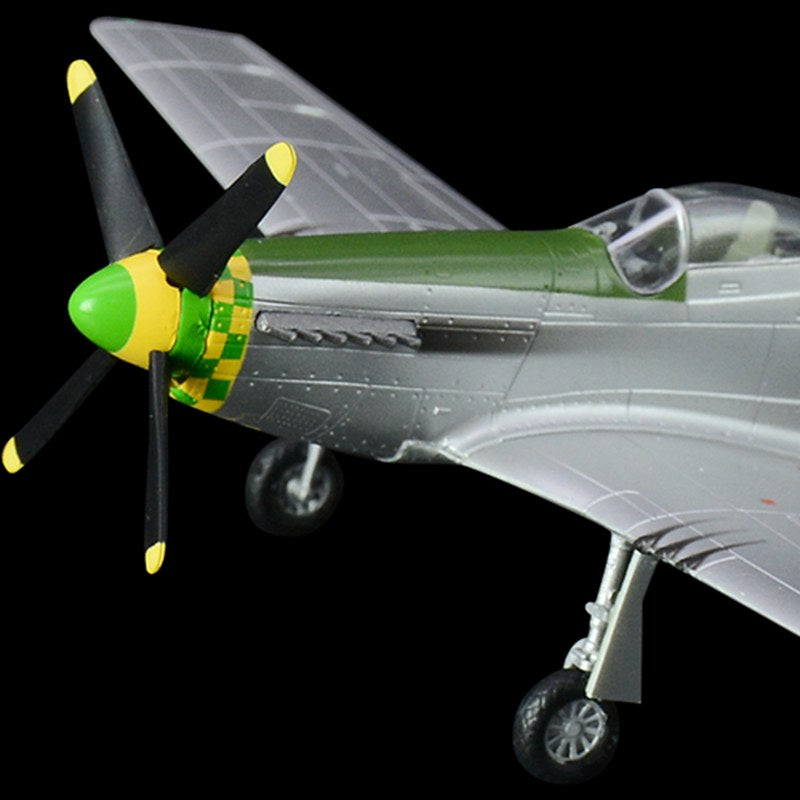 prebuilt 1/72 scale P-51D Mustang fighter airplane model 36300