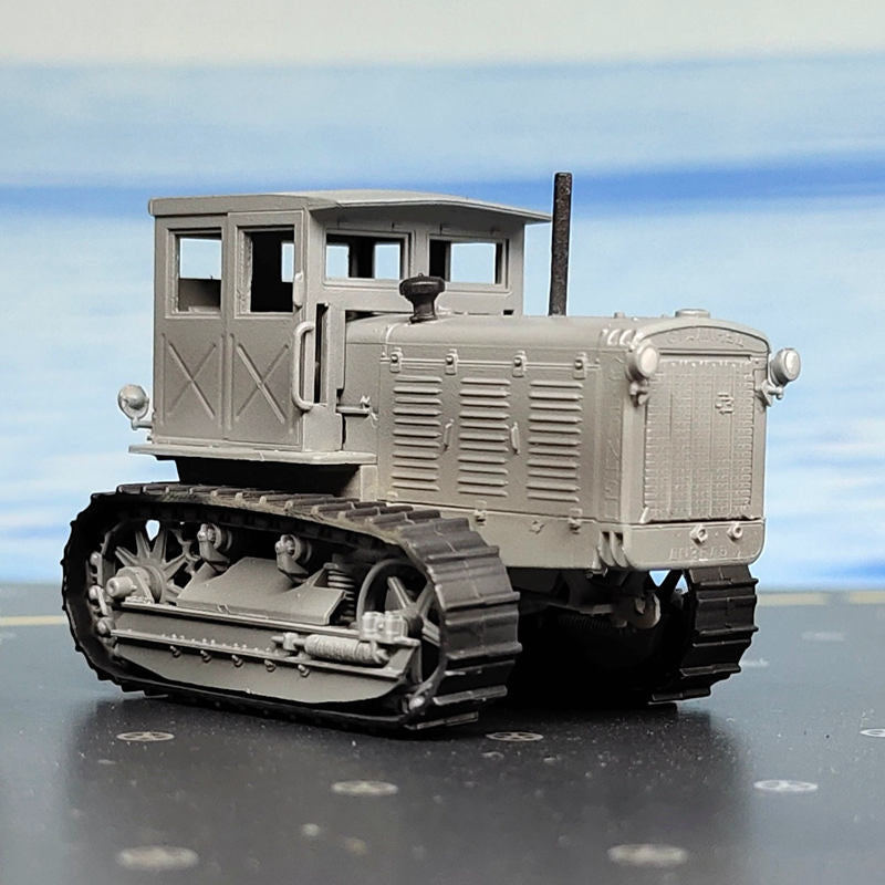 prebuilt 1/72 scale S-65 Stalinets tractor model 35115