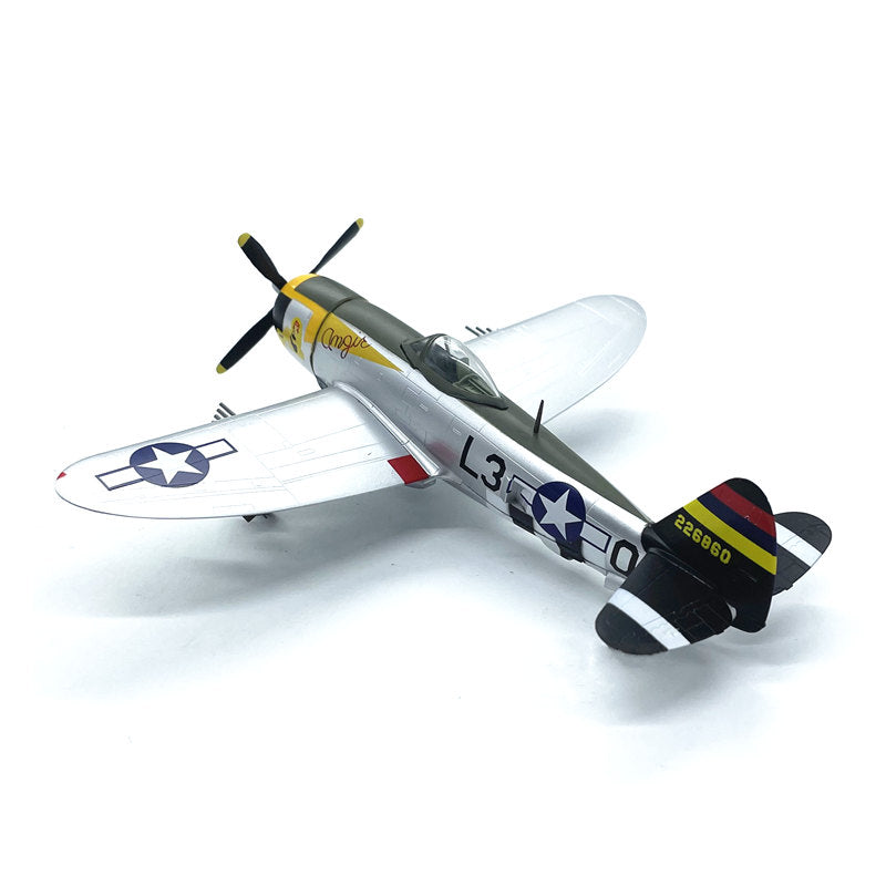 1/72 scale P-47D Thunderbolt WWII fighter aircraft model 37287