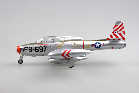 prebuilt 1/72 scale USAF Thunderjet F-84E model 37108