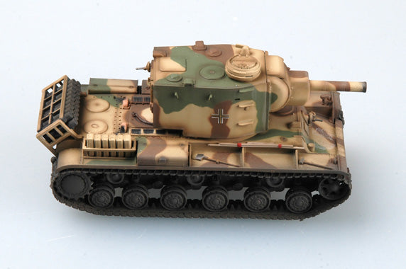 Pz.Kpfw. KV-2 Soviet heavy tank pre-built 1/72 scale plastic collectible  WWII military model