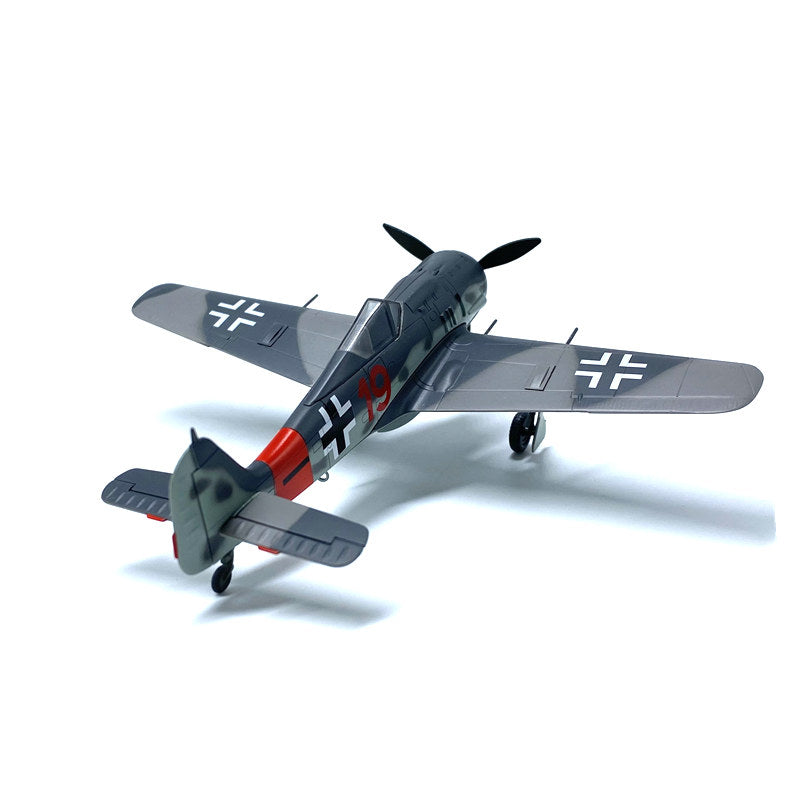 prebuilt 1/72 scale Fw 190 A-9 German WWII fighter model 36361