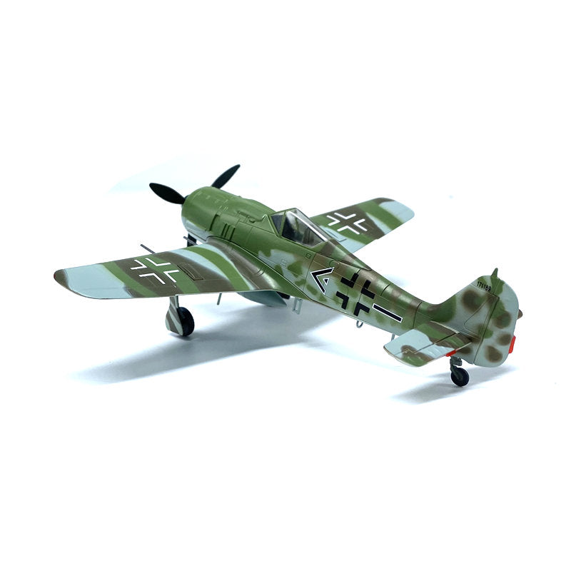 prebuilt 1/72 scale Fw 190 German WWII fighter model 36362