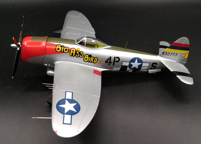 pre-built 1/48 scale P-47D Thunderbolt aircraft model 39306