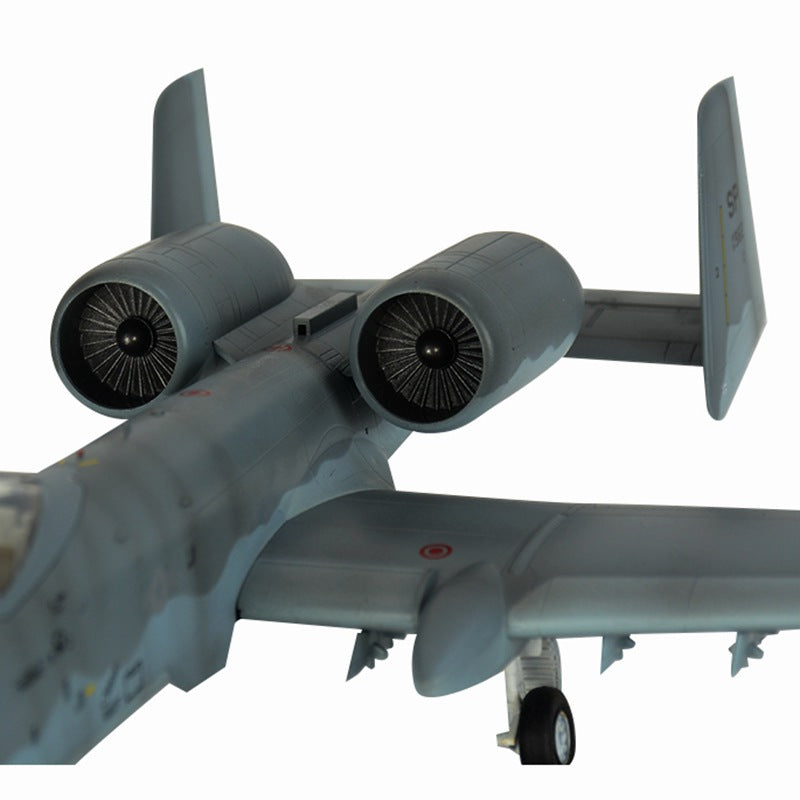 Republic A-10A Thunderbolt II Warthog jet pre-built 1/72 scale collect ...