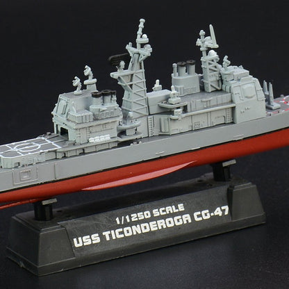 1/1250 scale prebuilt USS Ticonderoga CG-47 cruiser model 37401