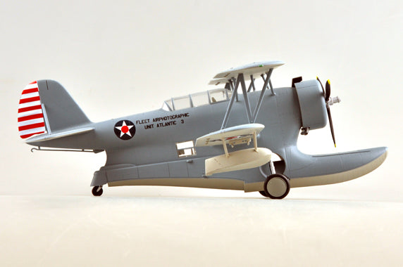 prebuilt 1/48 scale J2F Duck biplane model 39323