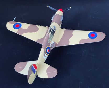 prebuilt 1/48 scale P-40 Warhawk aircraft model 39312