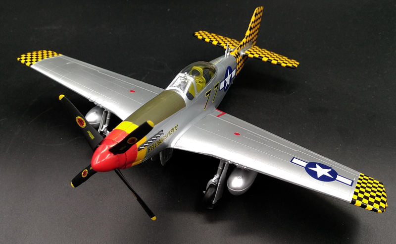 prebuilt 1/48 scale P-51D Mustang aircraft model 39303