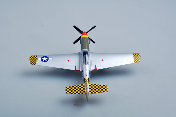 prebuilt 1/48 scale P-51D Mustang aircraft model 39303