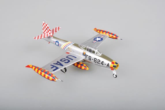 prebuilt 1/72 scale F-84E Thunderjet model 37107