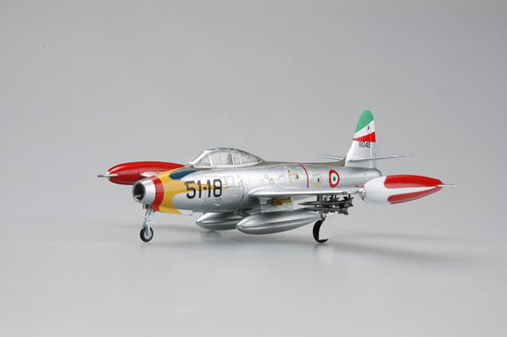 prebuilt 1/72 scale F-84G Thunderjet airplane model 36803