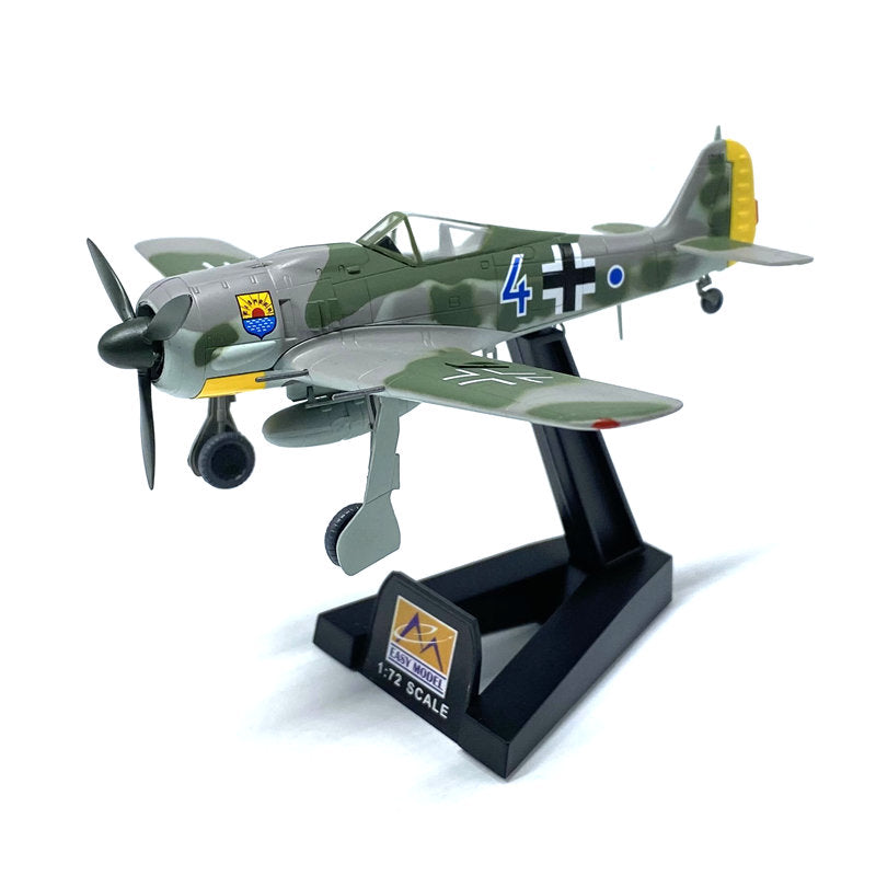 prebuilt 1:72 scale Fw 190 fighter aircraft model 36363