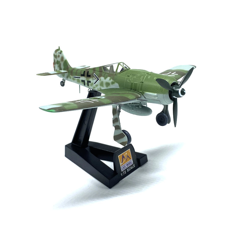 prebuilt 1/72 scale Fw 190 German WWII fighter model 36362