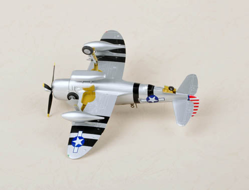 prebuilt 1/72 scale P-47D Razorback Thunderbolt aircraft model 36421