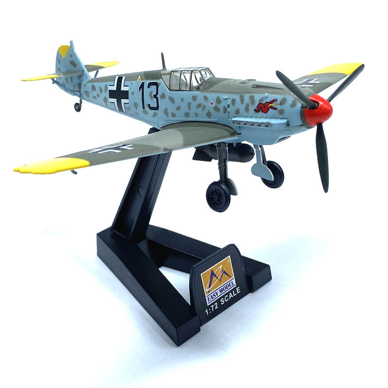 1/72 scale prebuilt Bf 109E-4 fighter collectible aircraft model 37282